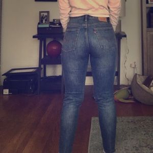 Levi’s Wedgie Fit Jeans